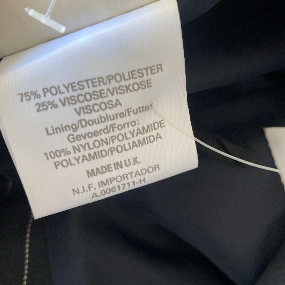 Dorothy Perkins Dark Navy Pinstripe Skirt. - Picture 4 of 11